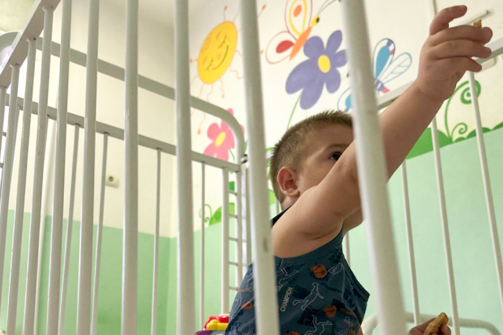 Август. Больничные дети