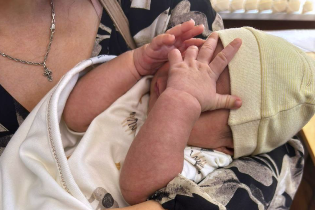 Август. Помощь беженцам